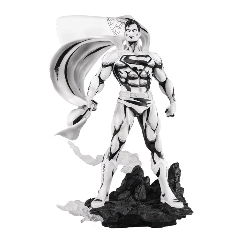 Superman (John Byrne) Black & White PVC 1:8 Statue